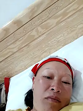 Snapshot of girl-hot2x chatting on 7, 4, 2026 girl-hot2x online show from 7, 4, 2026