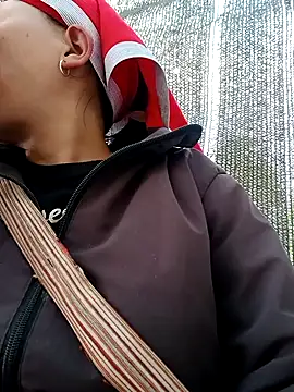 Snapshot of girl-hot2x chatting on 11, 1, 2026 girl-hot2x online show from 11, 1, 2026