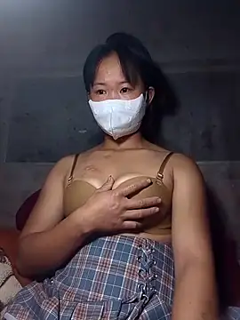 Snapshot of chibi-ngoc chatting on 11, 11, 2025 chibi-ngoc online show from 11, 11, 2025