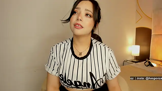 Snapshot of Has_gonzalez chatting on 8, 5, 2026 Has gonzalez online show from 8, 5, 2026