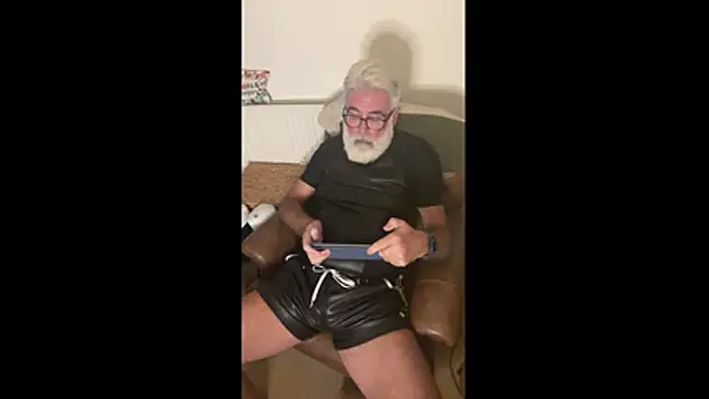 LeatherSdaddy online show from 1, 12, 2025