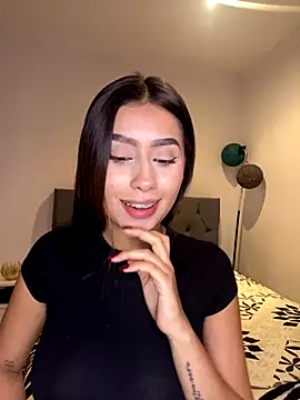 Snapshot of lauren_clauz chatting on 3, 12, 2025 lauren clauz online show from 3, 12, 2025