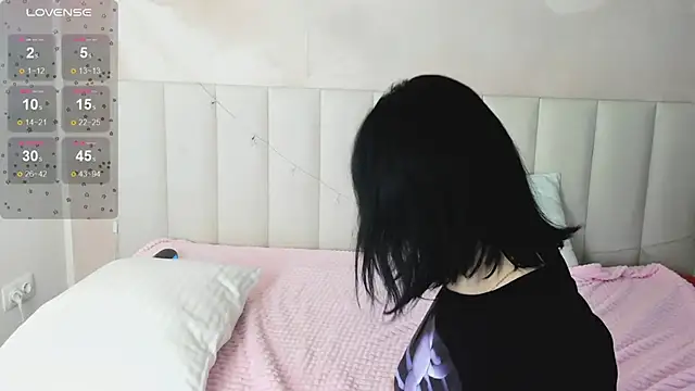 Lina Moony online show from 11, 1, 2026