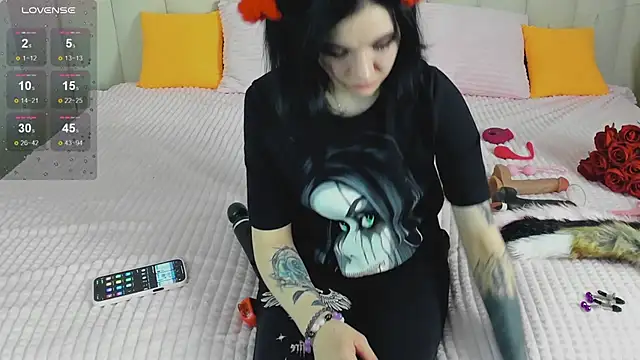 Lina Moony online show from 18, 2, 2026