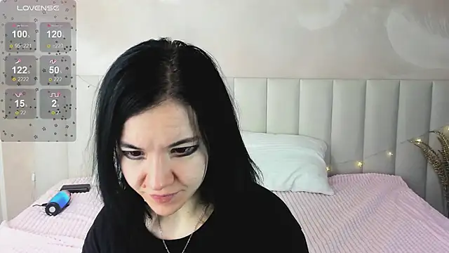 Lina Moony online show from 13, 1, 2026