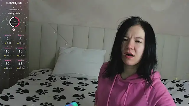 Lina Moony online show from 4, 2, 2026