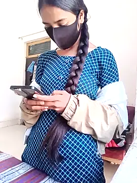 Riya 917 online show from 5, 2, 2026