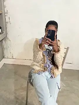 Riya 917 online show from 12, 11, 2025