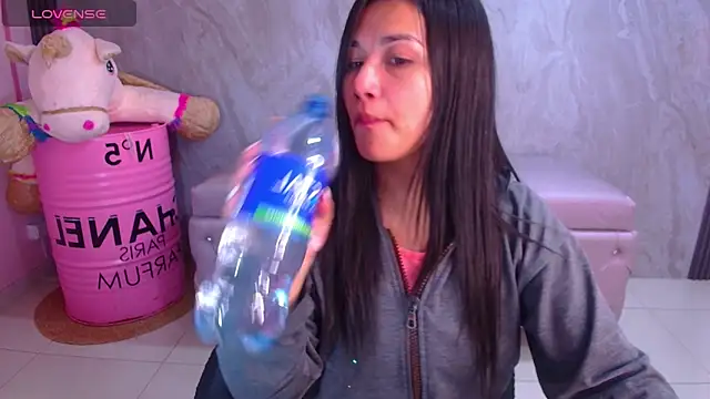 Violetta jhonson a online show from 18, 12, 2025