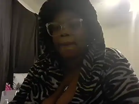 ThickkMadamm online show from 11, 11, 2025