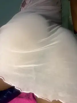 MaskedMuseXXX online show from 19, 12, 2025