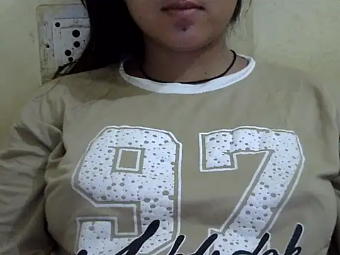 Snapshot of Anika_Singh chatting on 13, 5, 2026 Anika Singh online show from 13, 5, 2026