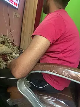 hotyyyyjonny online show from 11, 5, 2026