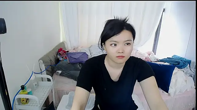 Snapshot of Shaurk chatting on 4, 5, 2026 Shaurk online show from 4, 5, 2026