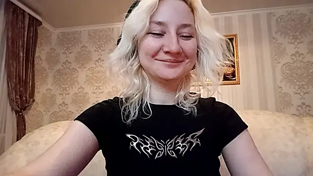 Snapshot of KyokoAck chatting on 25, 11, 2025 KyokoAck online show from 25, 11, 2025