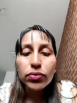 Snapshot of IsabellaaSwann chatting on 18, 11, 2025 IsabellaaSwann online show from 18, 11, 2025