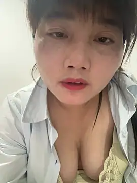 Snapshot of Nuomi6 chatting on 5, 4, 2026 Nuomi6 online show from 5, 4, 2026