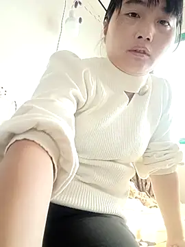 Snapshot of Nuomi6 chatting on 20, 11, 2025 Nuomi6 online show from 20, 11, 2025