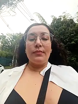 Snapshot of SaloGray8 chatting on 8, 5, 2026 SaloGray8 online show from 8, 5, 2026