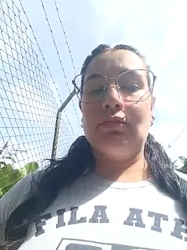 Snapshot of SaloGray8 chatting on 15, 4, 2026 SaloGray8 online show from 15, 4, 2026