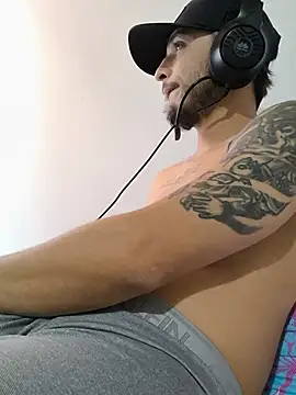 Snapshot of mohamedkarimm chatting on 6, 7, 2026 mohamedkarimm online show from 6, 7, 2026