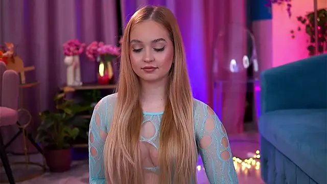 ElyssawetXX online show from 21, 11, 2025