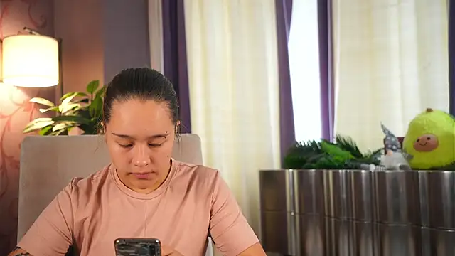 ArleenVizena online show from 14, 11, 2025