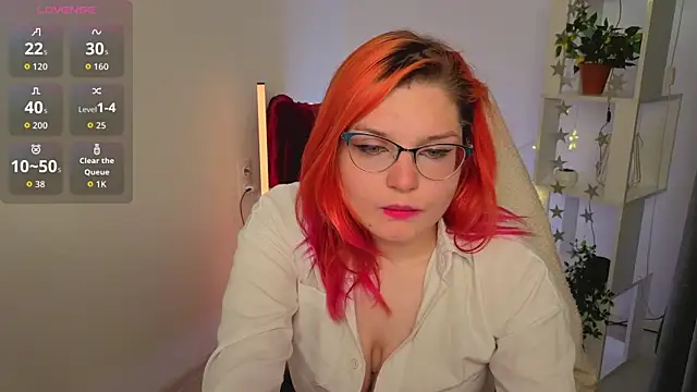 Snapshot of RacieBroom chatting on 17, 6, 2026 RacieBroom online show from 17, 6, 2026