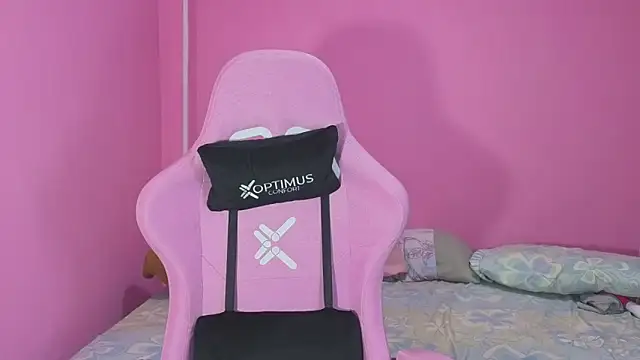 giseselle online show from 21, 4, 2026