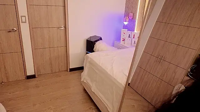 Iamnyxy online show from 8, 2, 2026