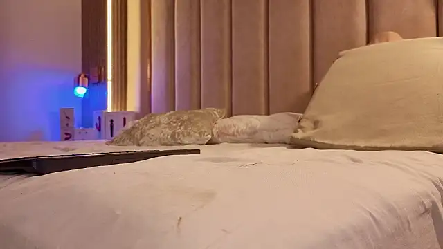 Iamnyxy online show from 19, 3, 2026