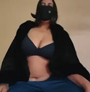 Yamini-X online show from 4, 12, 2025