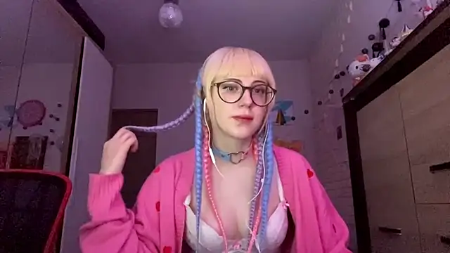 Snapshot of EffacedScan chatting on 27, 11, 2025 EffacedScan online show from 27, 11, 2025