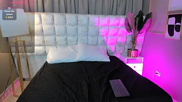 Atenea Velle online show from 28, 3, 2026