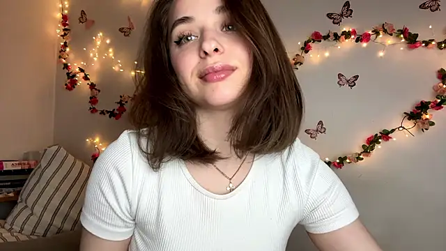 yoyogirlx online show from 14, 3, 2026