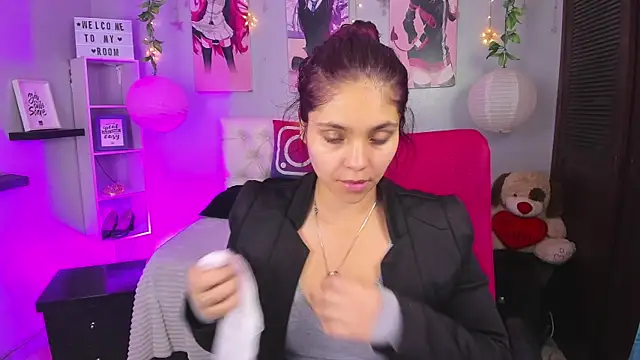 antonella emma online show from 15, 12, 2025