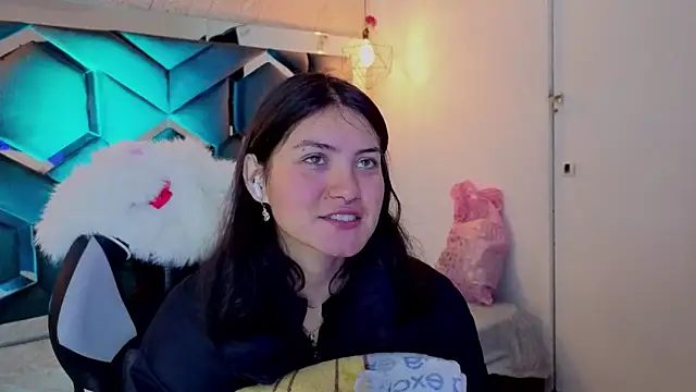 Brandy collinss online show from 14, 3, 2026