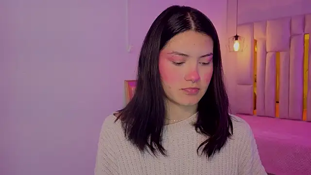 Brandy collinss online show from 13, 4, 2026