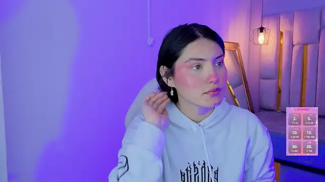 Brandy collinss online show from 19, 2, 2026