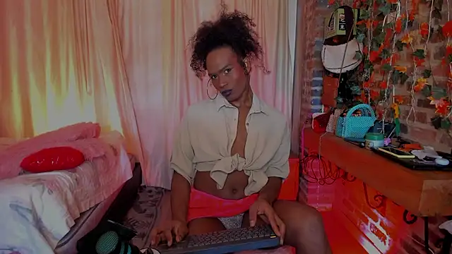 LaGoldenBitch online show from 1, 3, 2026