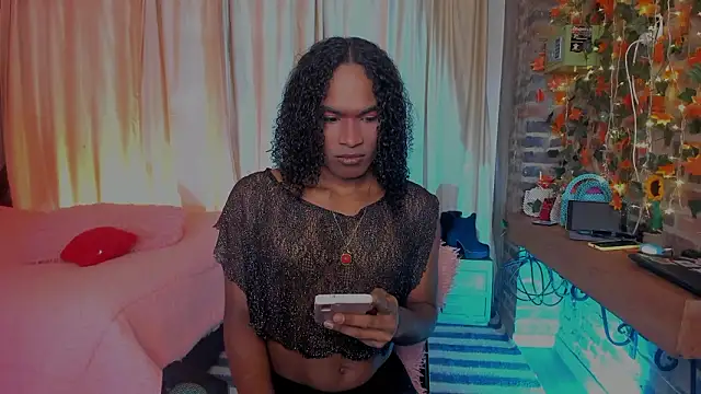 LaGoldenBitch online show from 4, 2, 2026