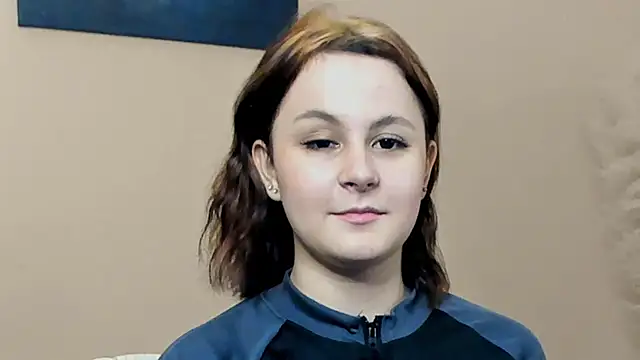 Snapshot of TrudieSimril chatting on 13, 11, 2025 TrudieSimril online show from 13, 11, 2025