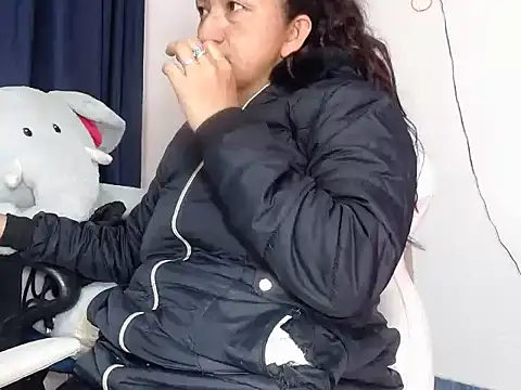 Tiff Dirty69 online show from 10, 3, 2026