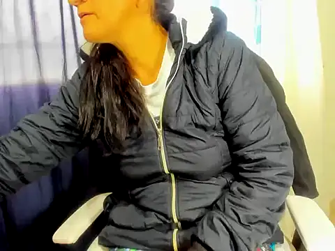 Tiff Dirty69 online show from 21, 12, 2025