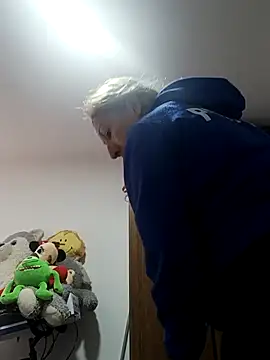 chrystal sl852 online show from 4, 2, 2026