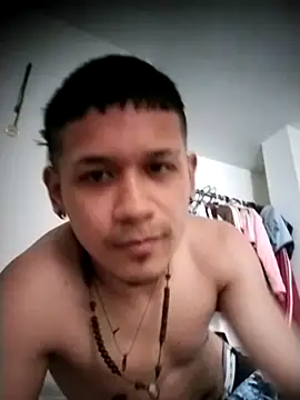 Snapshot of Chris____Col chatting on 30, 11, 2025 Chris Col online show from 30, 11, 2025