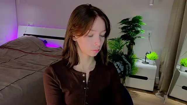 Snapshot of LilyPoetry_ chatting on 26, 11, 2025 LilyPoetry online show from 26, 11, 2025