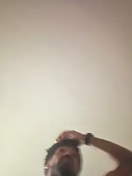 piggylatino online show from 25, 11, 2025