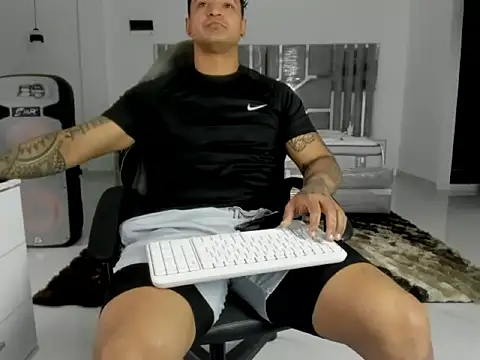 master leather online show from 21, 4, 2026