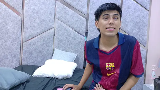 Lily y Finn online show from 25, 11, 2025